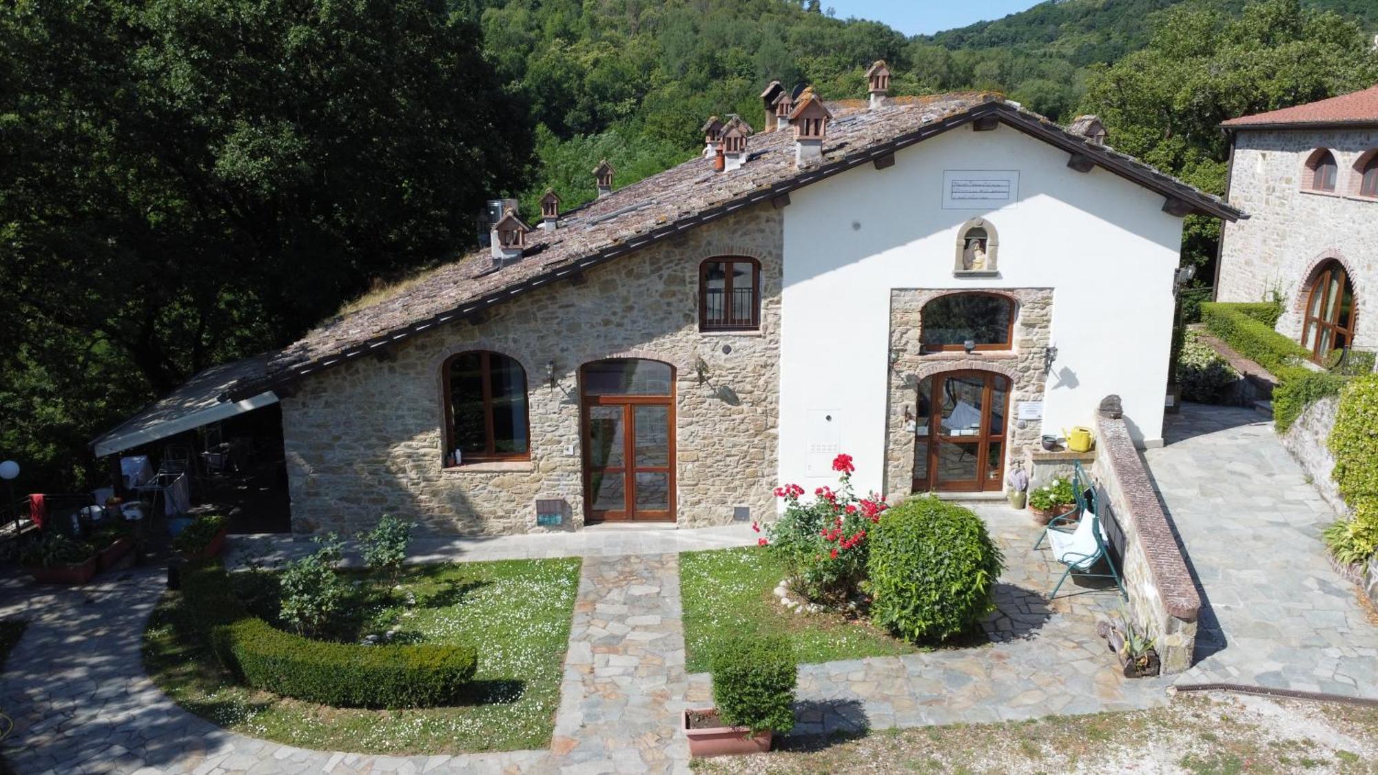 Casa Vacanze Borgo La Fratta Barberino di Mugello Exterior photo